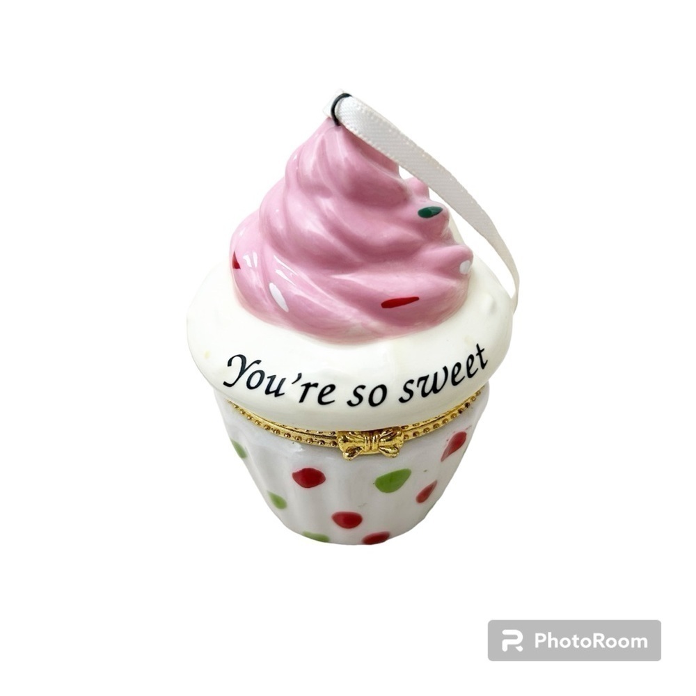 You’re so Sweet! Porcelain Cupcake trinket holder approx 3 inches Bundle & Save
